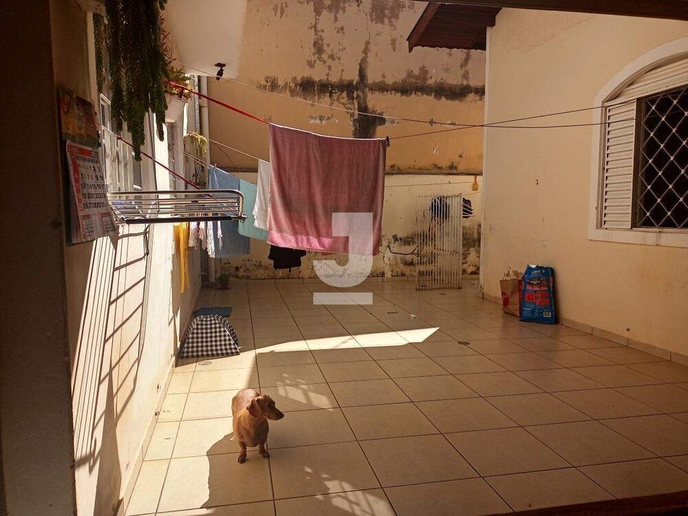 Casa, 6 quartos, 246 m² - Foto 3