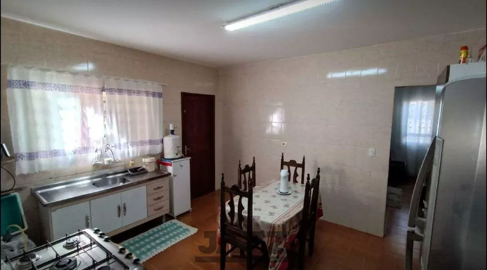 Casa à venda com 2 quartos, 70m² - Foto 4