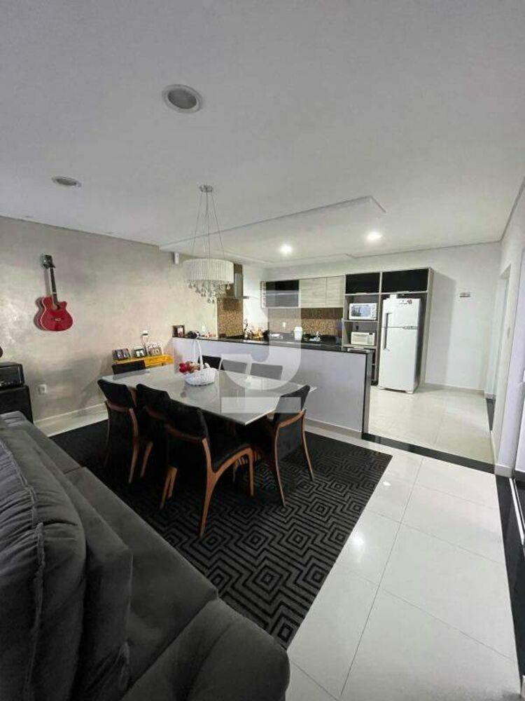 Casa, 3 quartos, 300 m² - Foto 1