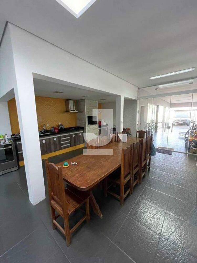 Casa, 3 quartos, 300 m² - Foto 4