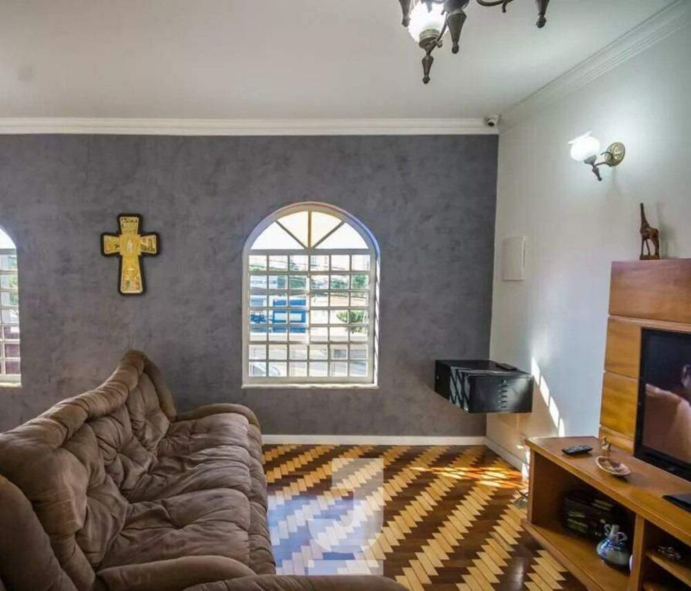 Casa, 3 quartos, 256 m² - Foto 1