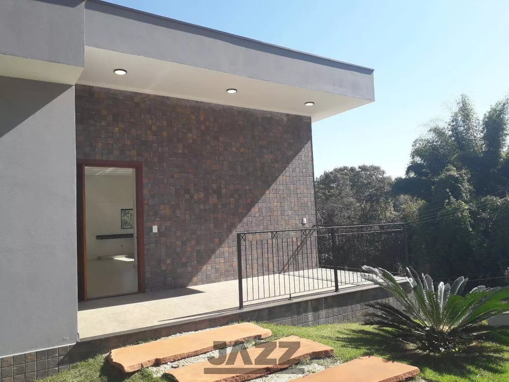 Casa à venda com 3 quartos, 600m² - Foto 4