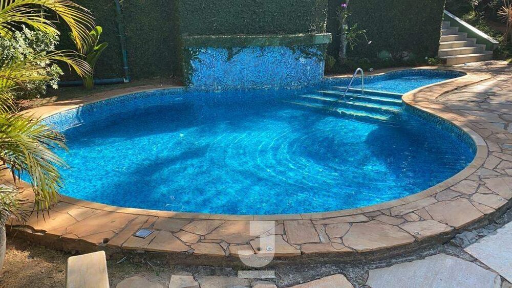 Casa de Condomínio à venda com 4 quartos, 400m² - Foto 1