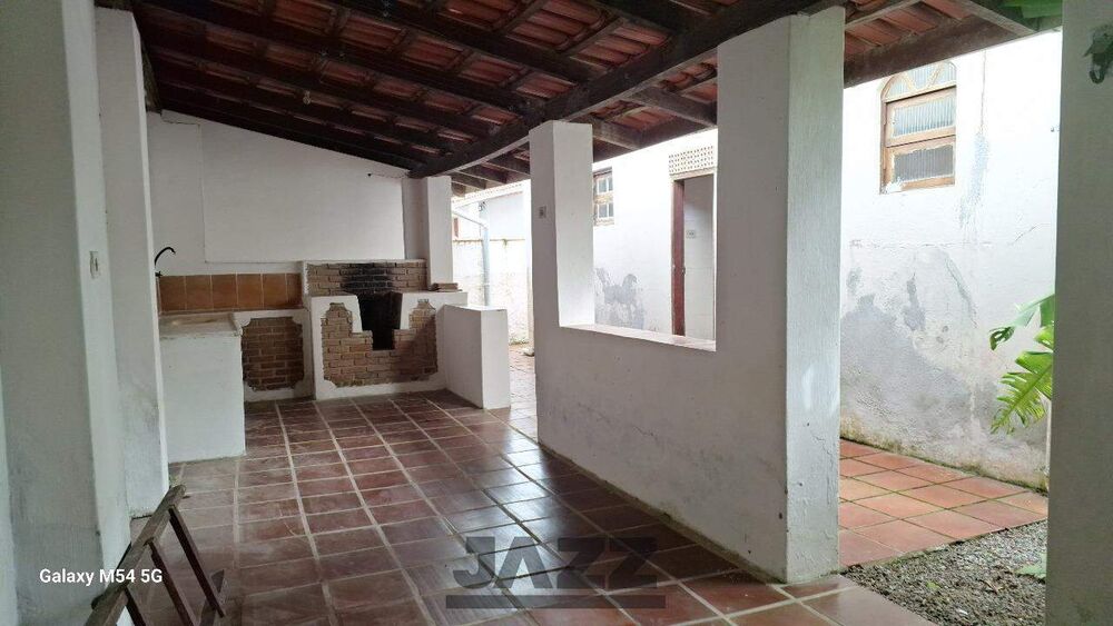 Casa, 3 quartos, 250 m² - Foto 2