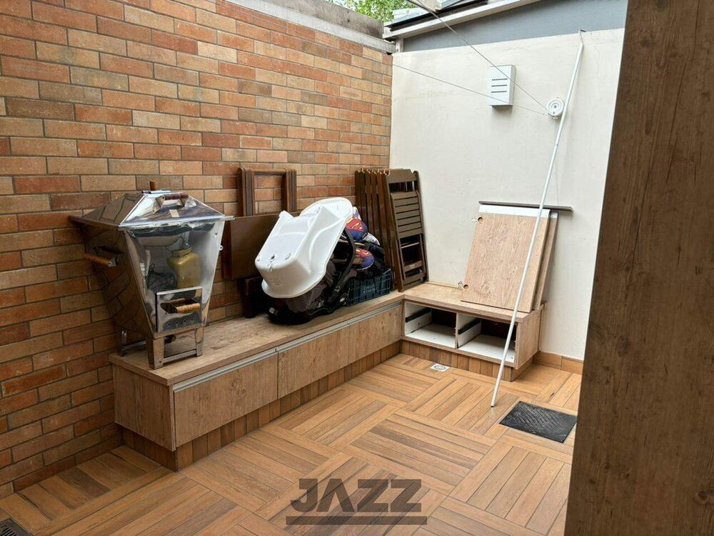 Casa à venda com 2 quartos, 68m² - Foto 11