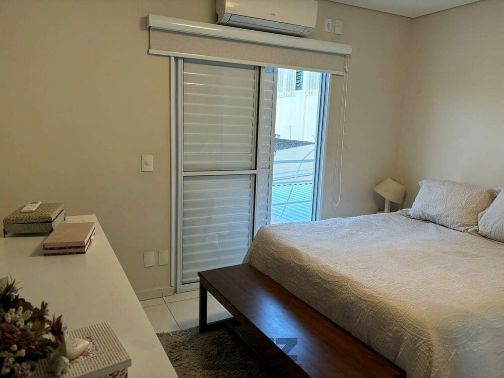 Casa à venda com 2 quartos, 68m² - Foto 16