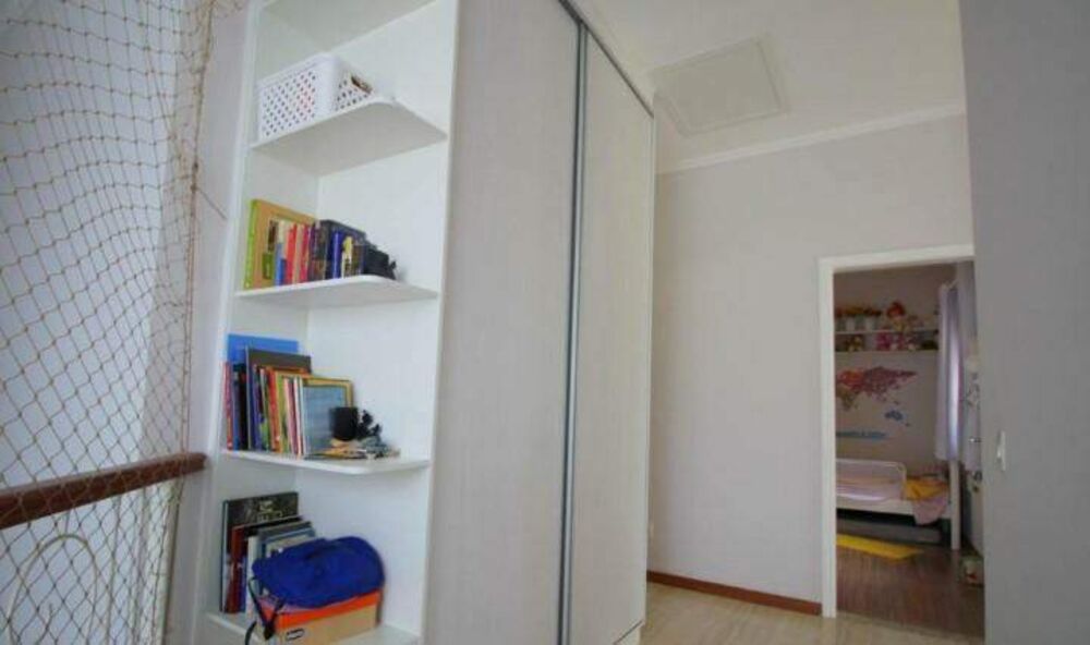 Casa à venda com 4 quartos, 306m² - Foto 10