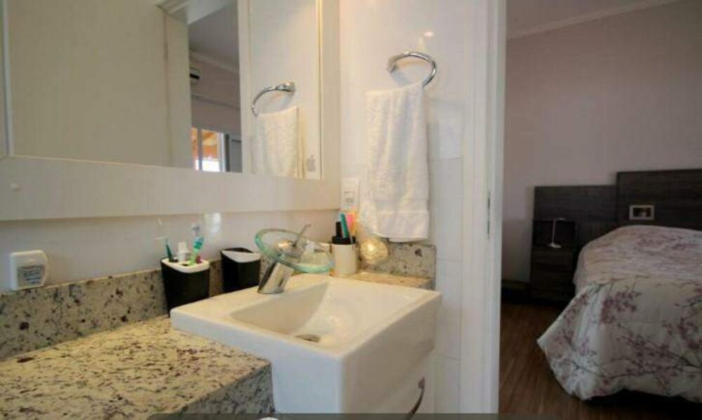 Casa à venda com 4 quartos, 306m² - Foto 3