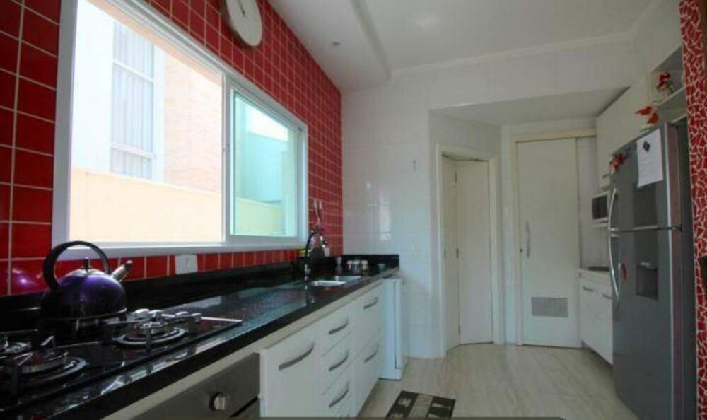 Casa à venda com 4 quartos, 306m² - Foto 6
