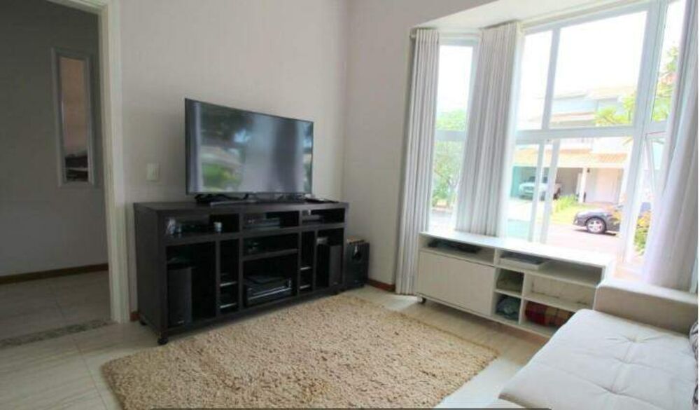 Casa à venda com 4 quartos, 306m² - Foto 8