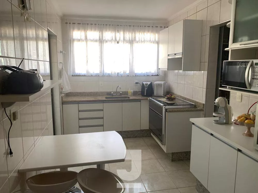 Apartamento à venda com 3 quartos, 150m² - Foto 4