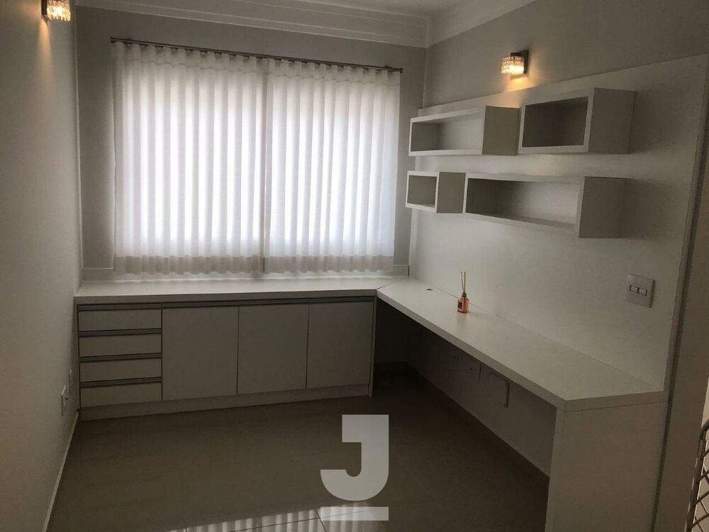 Casa de Condomínio à venda com 4 quartos, 290m² - Foto 4