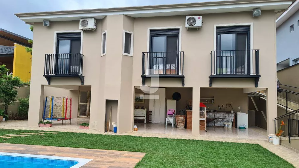 Casa de Condomínio à venda com 3 quartos, 311m² - Foto 1