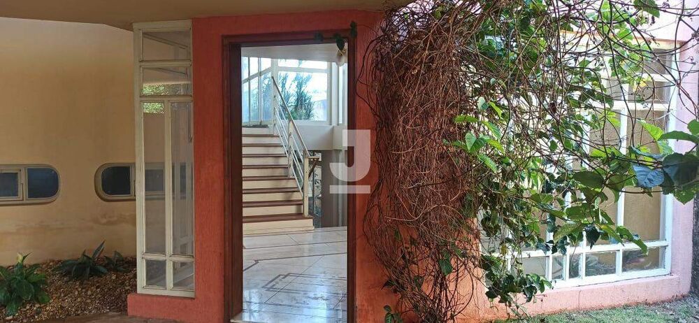 Casa à venda com 2 quartos, 622m² - Foto 2