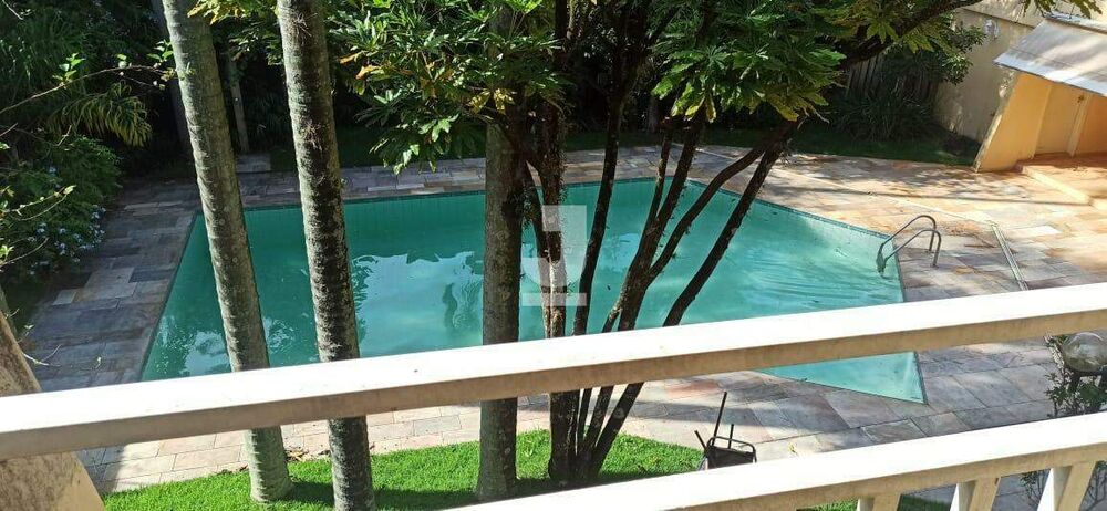 Casa à venda com 2 quartos, 622m² - Foto 1