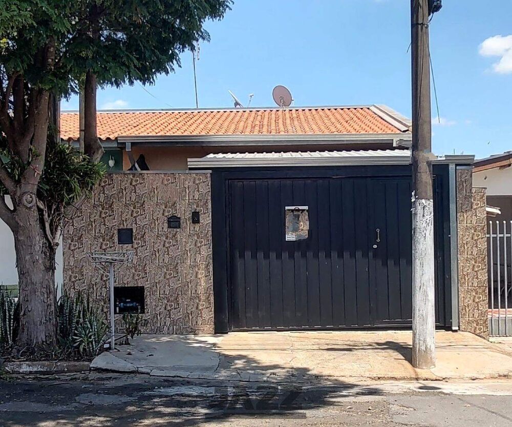 Casa à venda com 2 quartos, 94m² - Foto 2