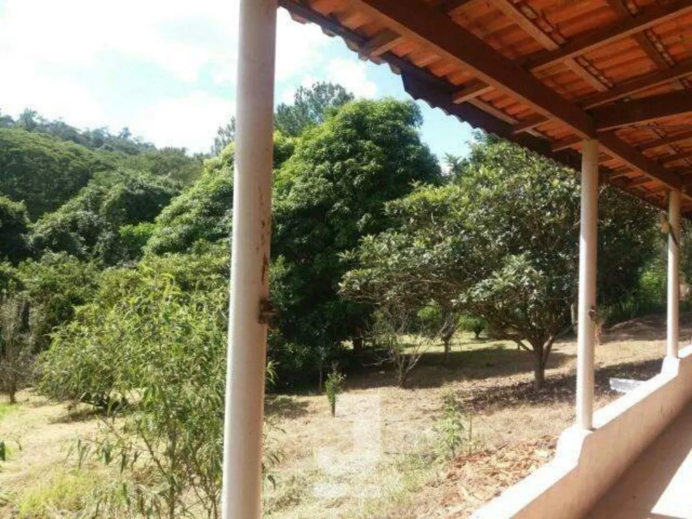 Fazenda à venda com 4 quartos, 260m² - Foto 1