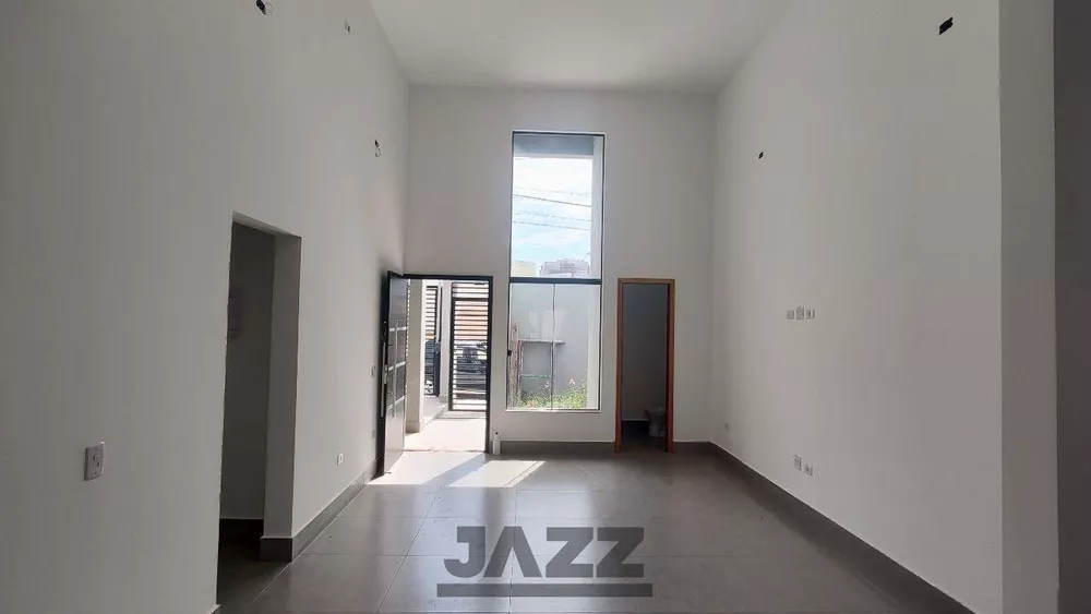 Casa à venda com 3 quartos, 157m² - Foto 1