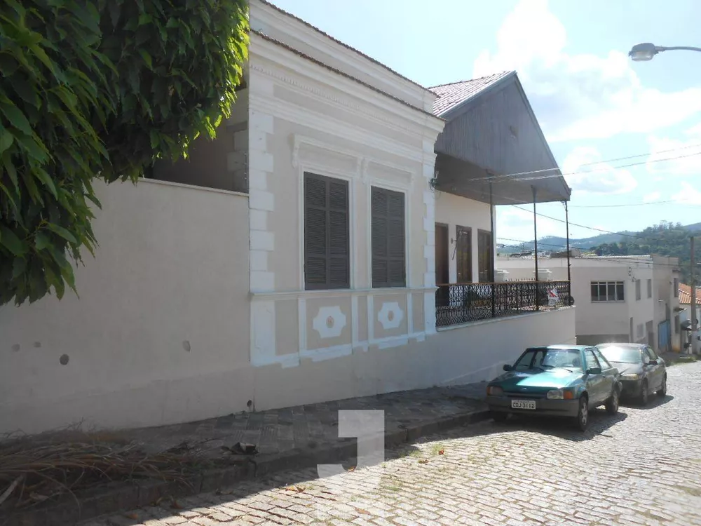 Casa, 3 quartos, 258 m² - Foto 9