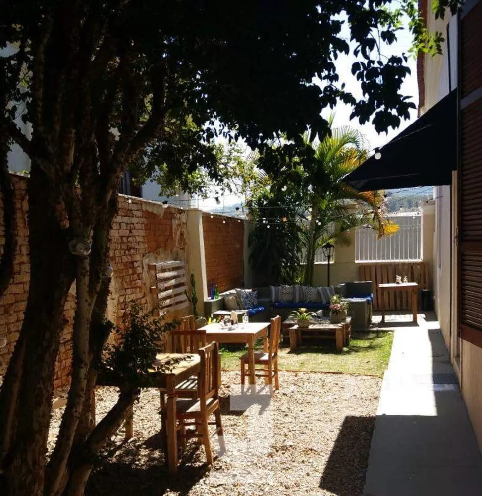 Casa, 3 quartos, 258 m² - Foto 15