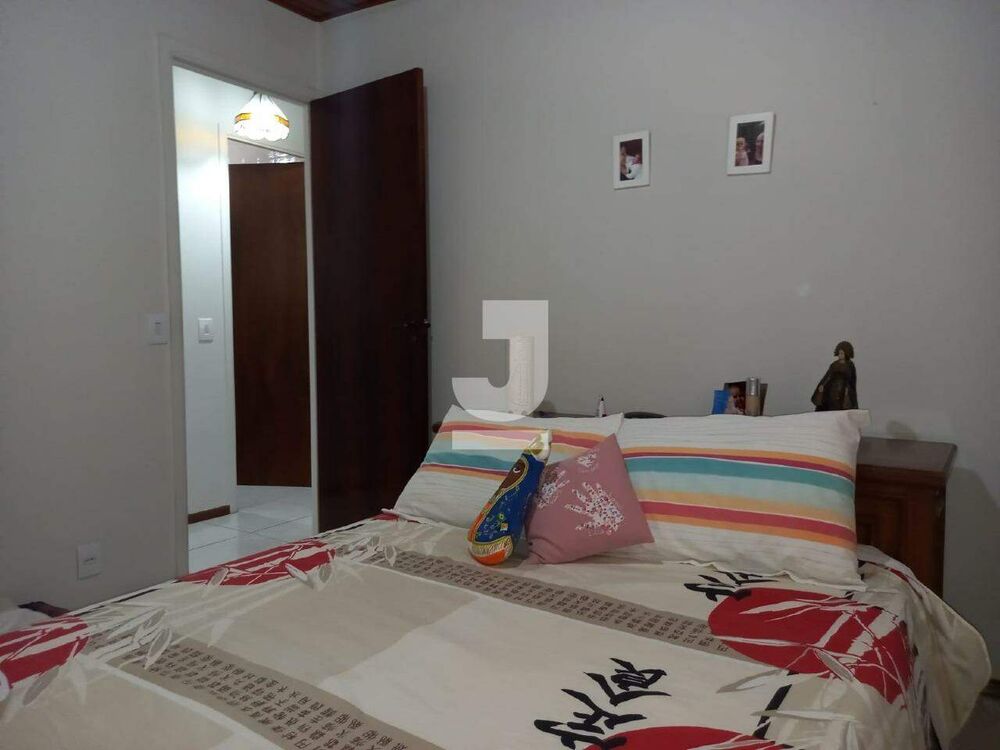 Casa de Condomínio à venda com 3 quartos, 340m² - Foto 4