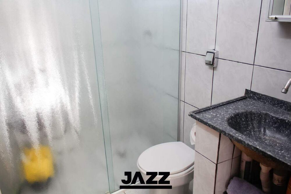 Casa, 3 quartos, 193 m² - Foto 2