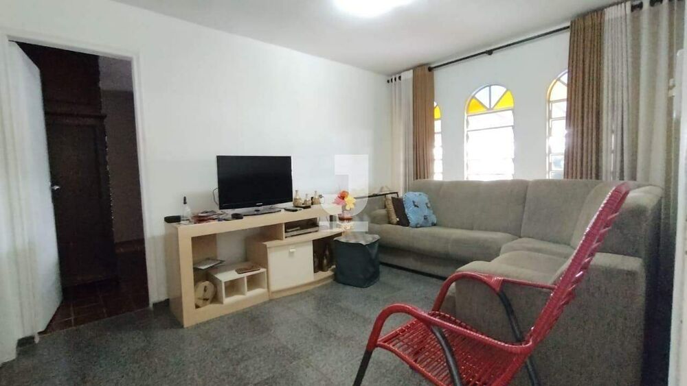 Casa, 3 quartos, 180 m² - Foto 2