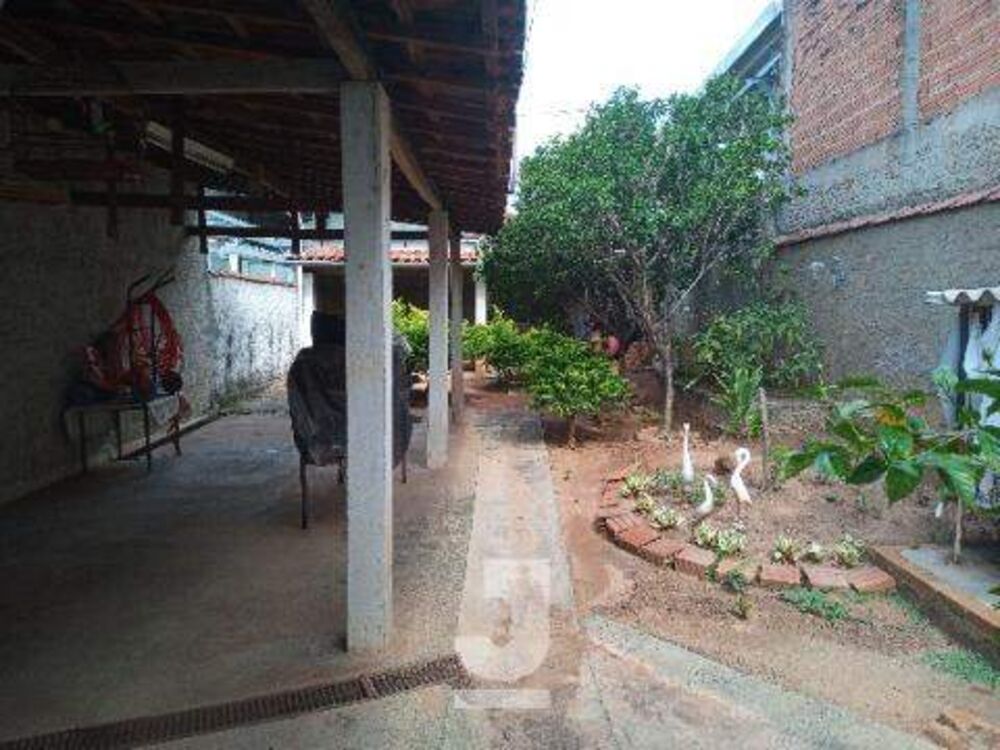 Casa, 2 quartos, 232 m² - Foto 1