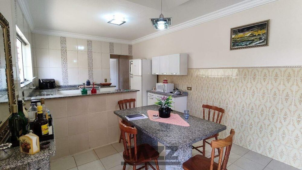 Casa, 3 quartos, 191 m² - Foto 11