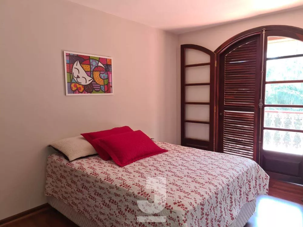 Casa à venda com 7 quartos, 350m² - Foto 13