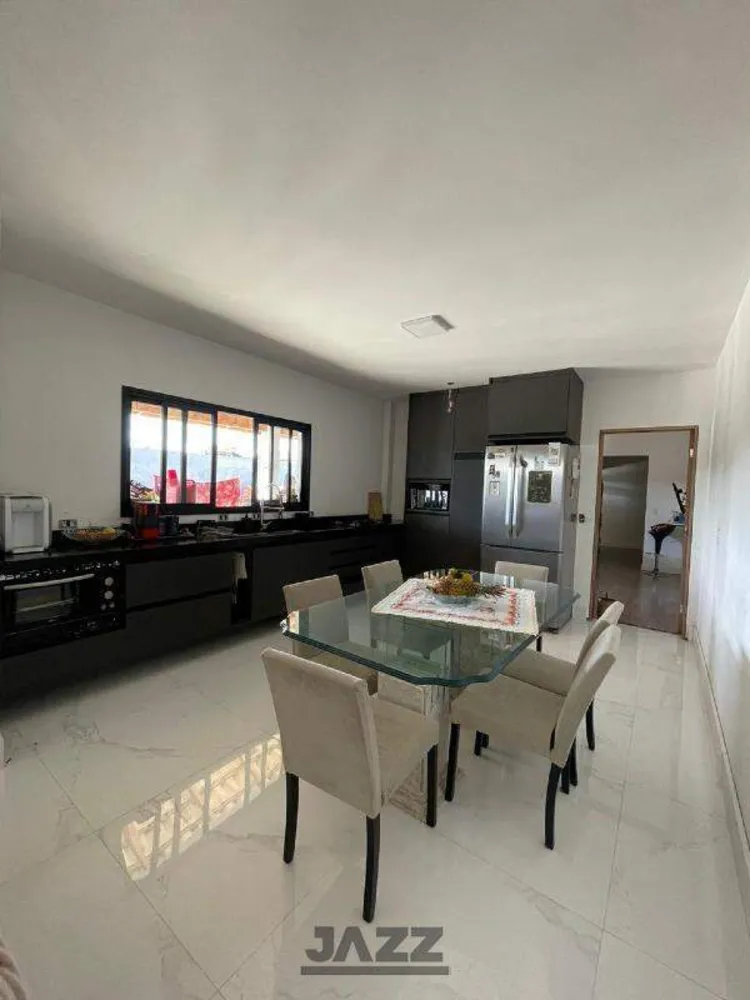 Casa, 3 quartos, 180 m² - Foto 1