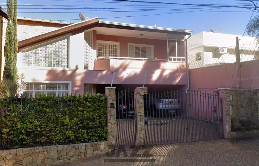 Casa à venda com 4 quartos, 360m² - Foto 1