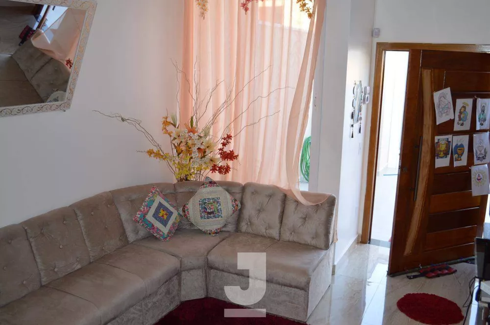 Casa à venda com 3 quartos, 90m² - Foto 2