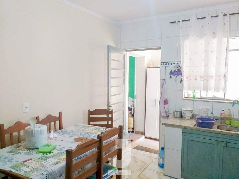 Casa, 3 quartos, 146 m² - Foto 1