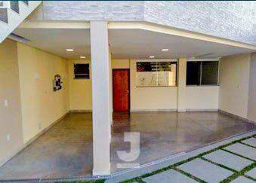 Casa à venda com 3 quartos, 250m² - Foto 6