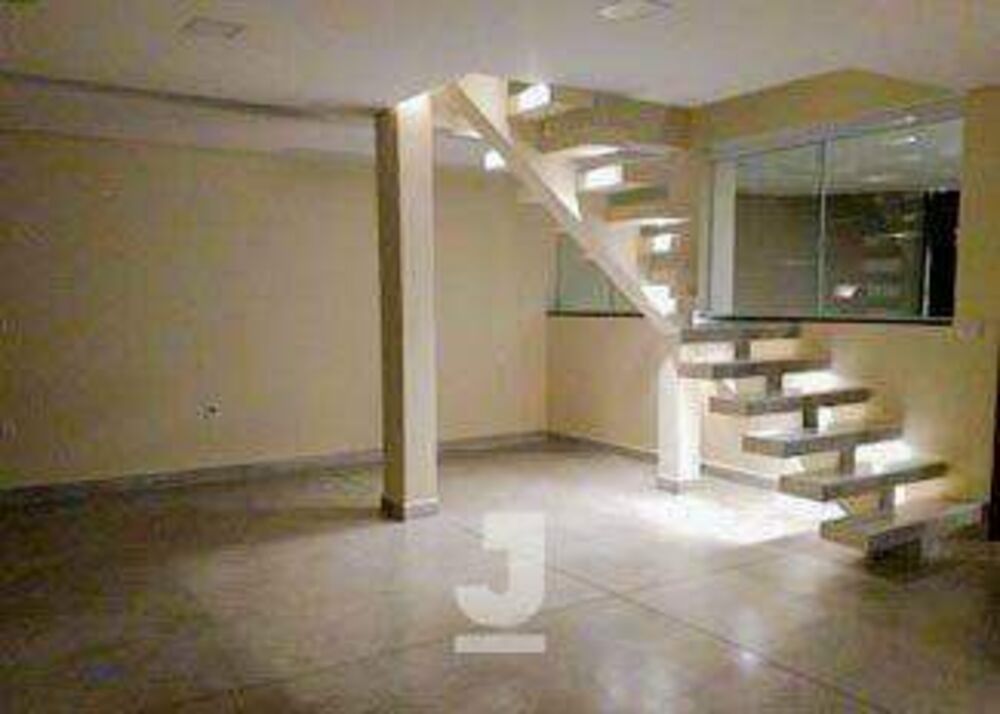 Casa à venda com 3 quartos, 250m² - Foto 5