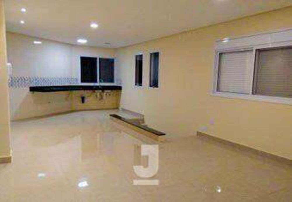 Casa à venda com 3 quartos, 250m² - Foto 7