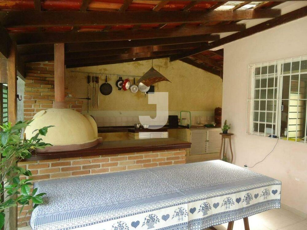 Casa, 4 quartos, 194 m² - Foto 2