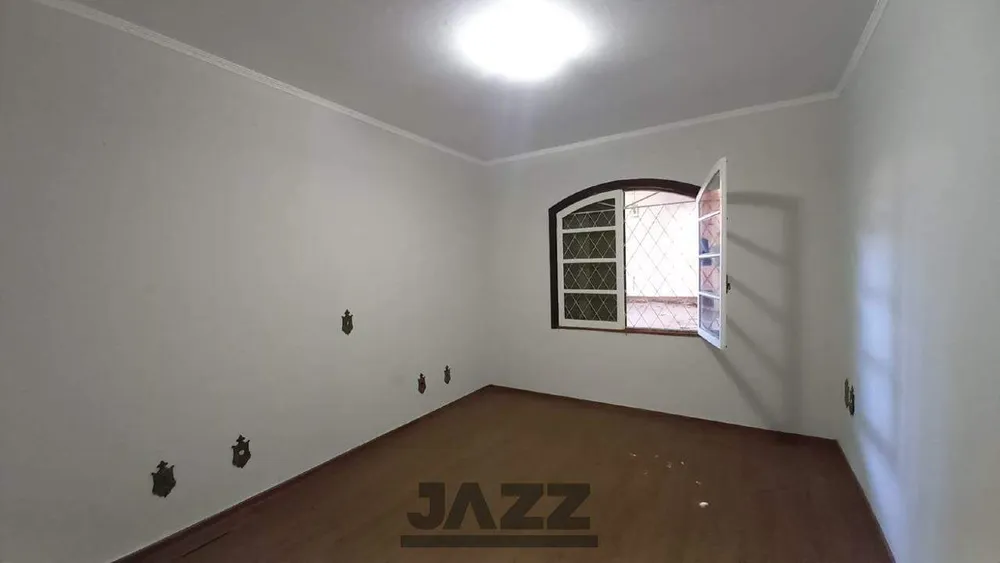 Casa, 3 quartos, 245 m² - Foto 2