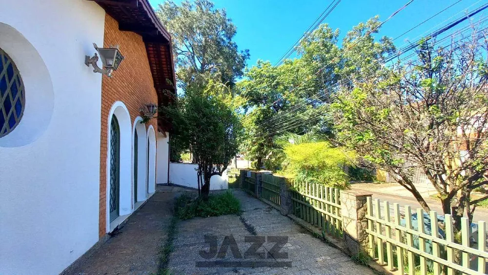 Casa, 3 quartos, 245 m² - Foto 2