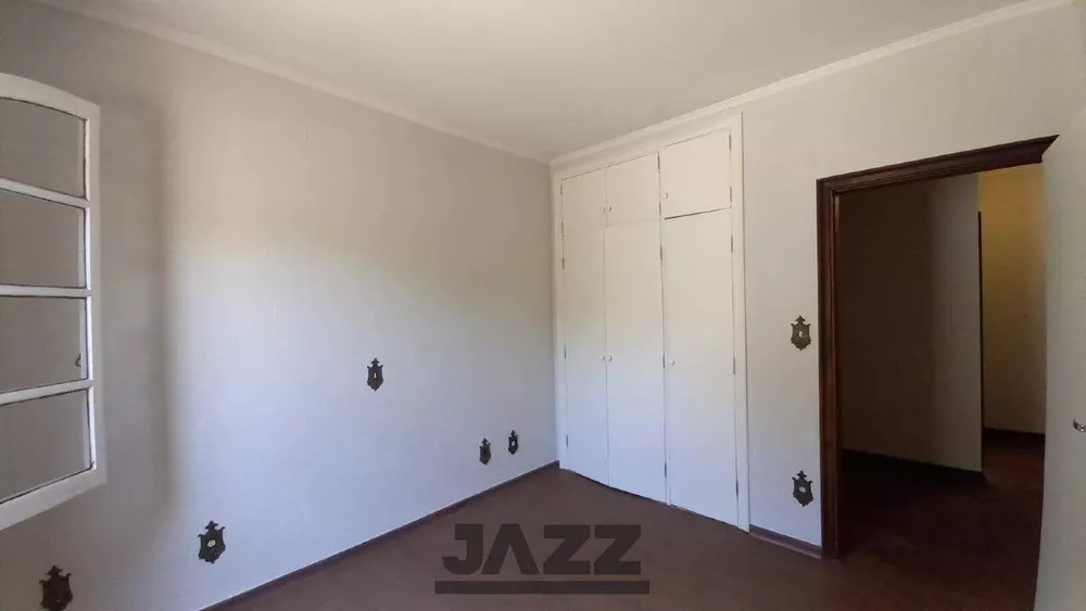 Casa, 3 quartos, 245 m² - Foto 11