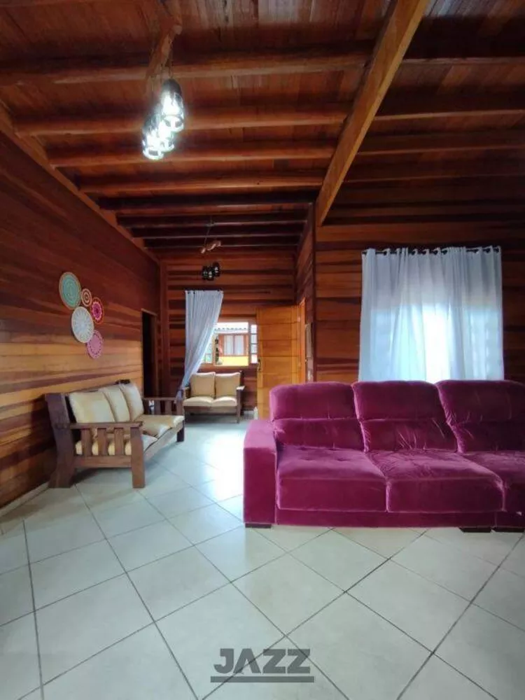 Casa de Condomínio à venda com 4 quartos, 200m² - Foto 4