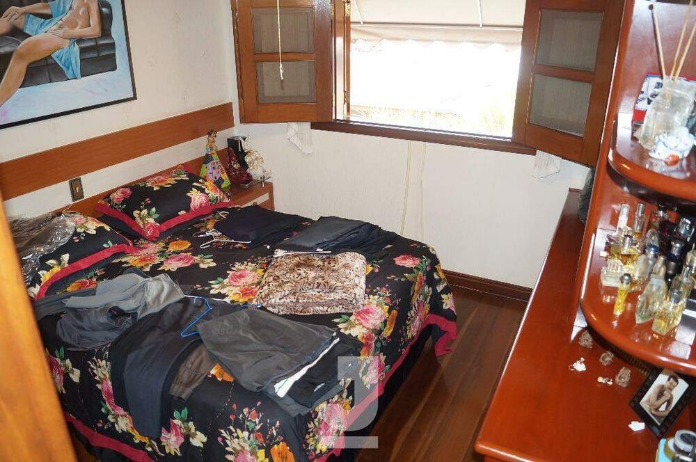 Casa à venda com 4 quartos, 500m² - Foto 16