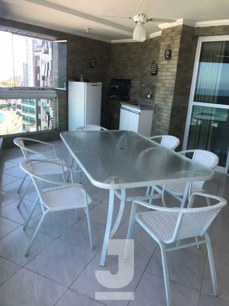 Apartamento à venda com 4 quartos, 209m² - Foto 3