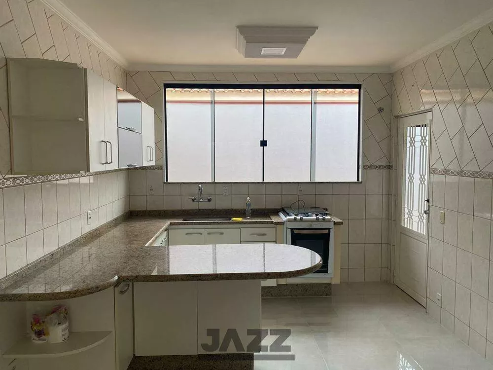 Casa à venda com 3 quartos, 200m² - Foto 3