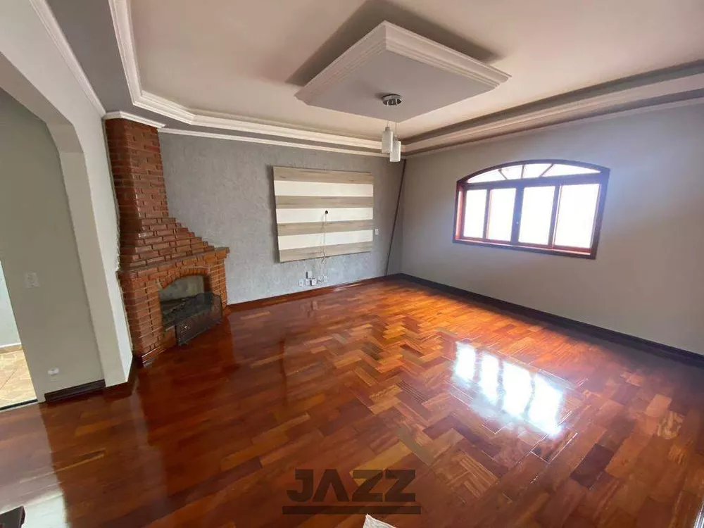 Casa à venda com 3 quartos, 200m² - Foto 4