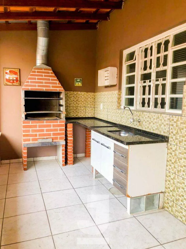 Casa à venda com 3 quartos, 170m² - Foto 7