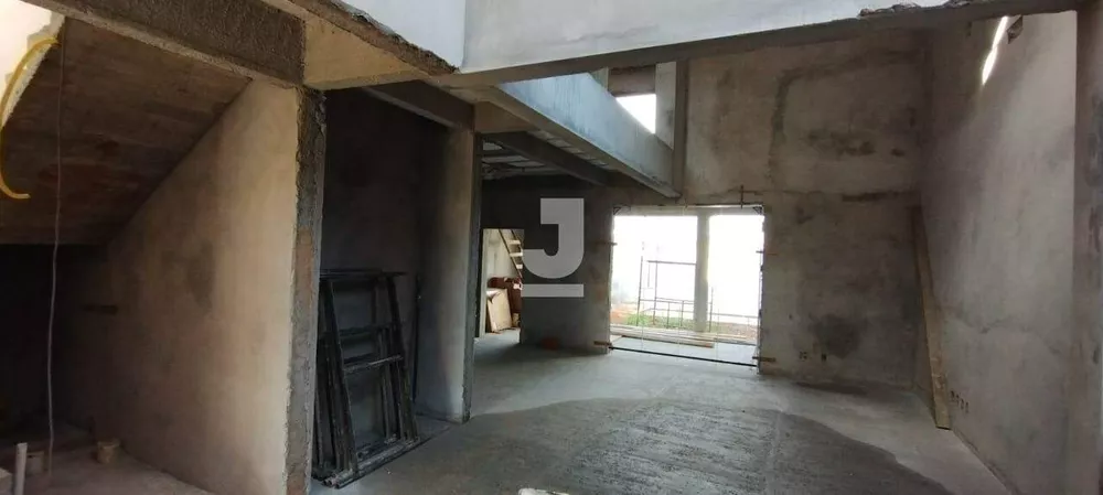 Casa de Condomínio à venda com 4 quartos, 231m² - Foto 5