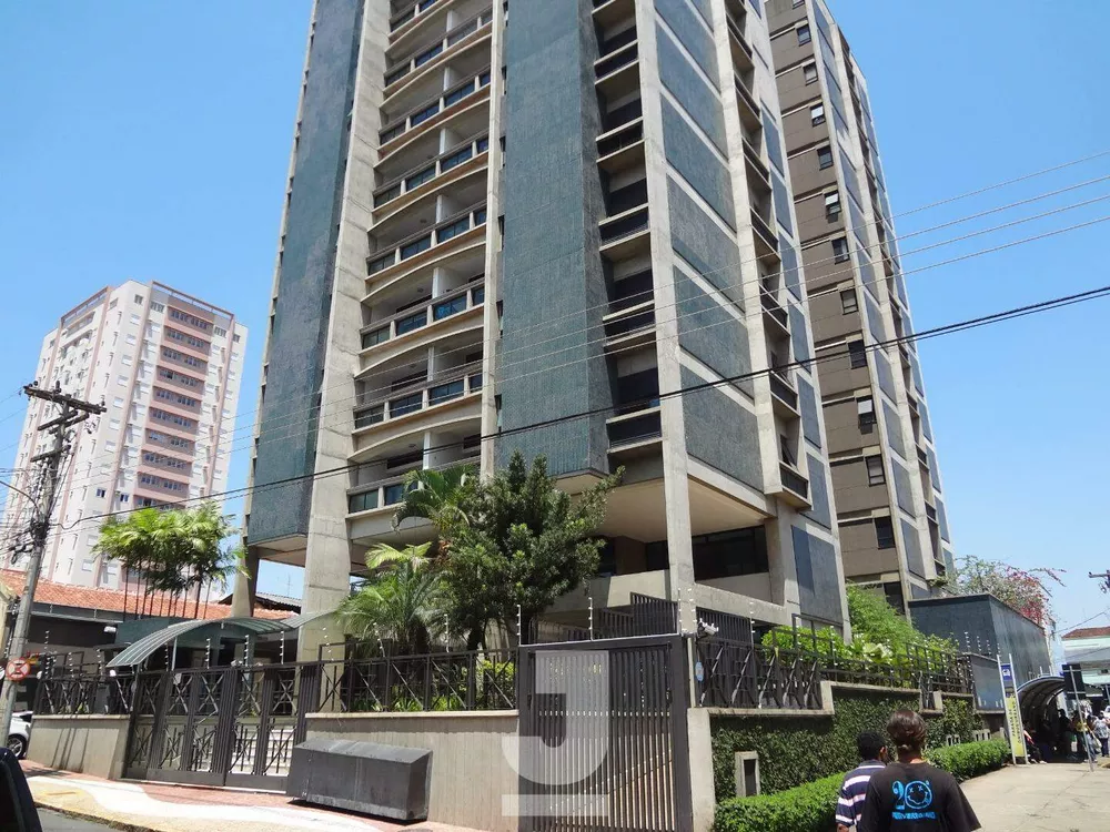 Apartamento à venda com 3 quartos, 113m² - Foto 1