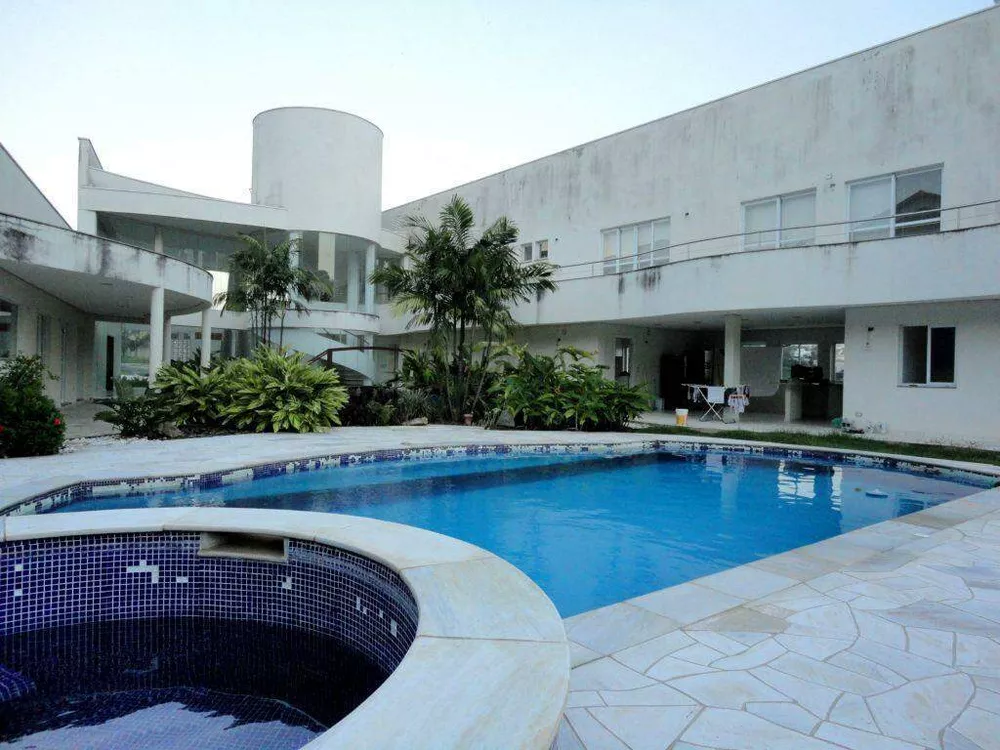 Casa de Condomínio à venda com 4 quartos, 832m² - Foto 1